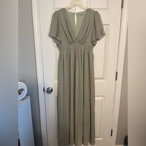 Elegant Green Maxi Dress